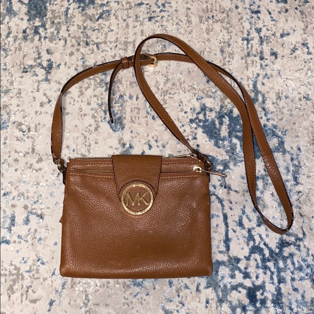 MICHAEL KORS CROSSBODY